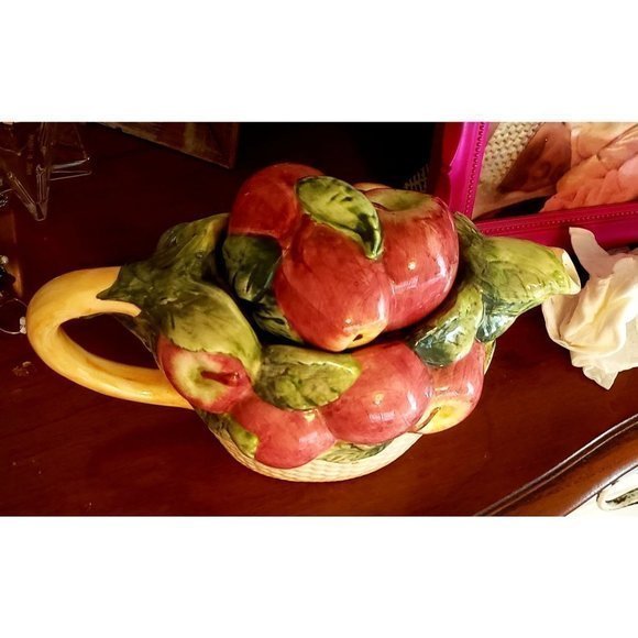 Vintage World Bazar Apple‎ Basketweave Teapot - Picture 5 of 8